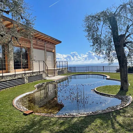 Consol Villa *